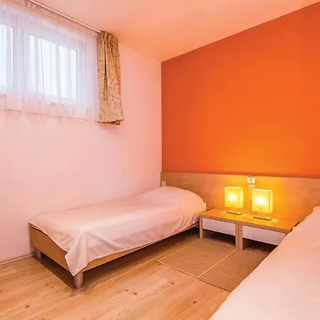 Beautiful In With Sauna, 3 Bedrooms And Wifi Appartamento