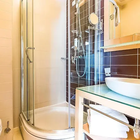 Appartamento Beautiful In With Sauna, 3 Bedrooms And Wifi Novi Vinodolski
